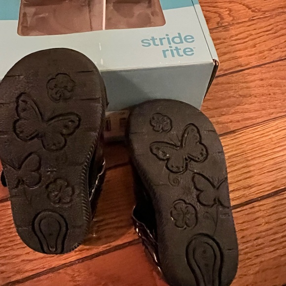 Stride rite - Picture 3 of 5